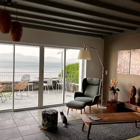 Holiday home Peaceful Lakefront Living, Your Retreat! Lr23b Buchillon