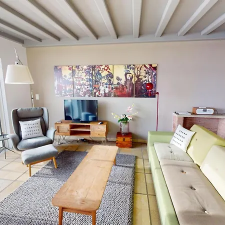 Peaceful Lakefront Living, Your Retreat! Lr23b *