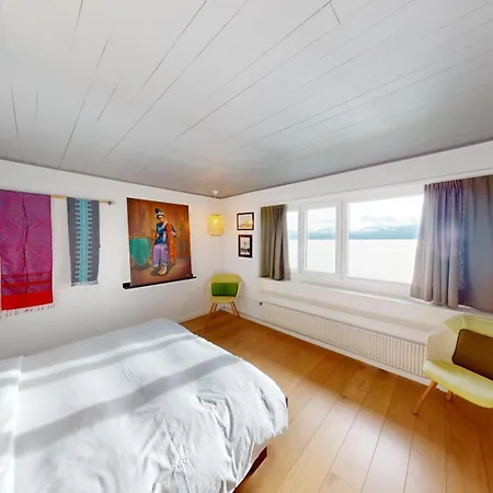 Casa de Férias Peaceful Lakefront Living, Your Retreat! Lr23b Buchillon