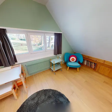 Peaceful Lakefront Living, Your Retreat! Lr23b