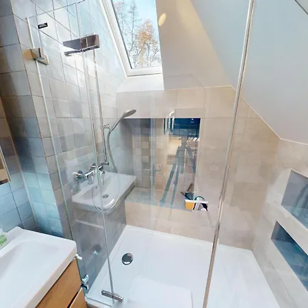 Casa de Férias Peaceful Lakefront Living, Your Retreat! Lr23b Buchillon