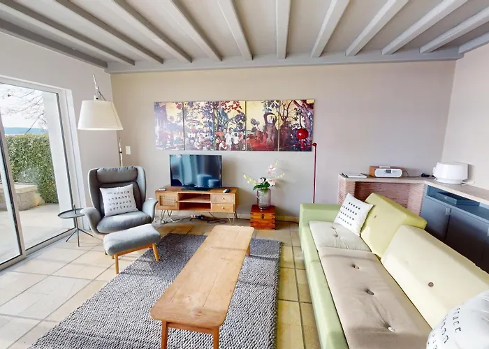 Peaceful Lakefront Living, Your Retreat! Lr23b *