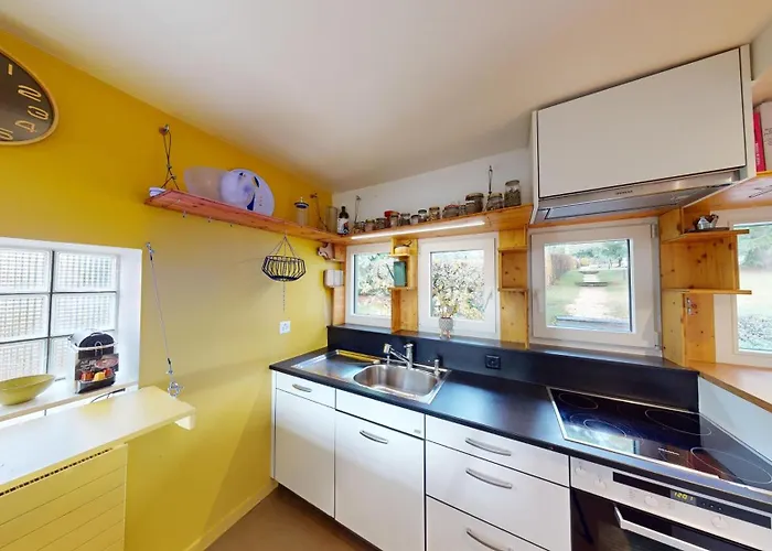 Nyaraló Peaceful Lakefront Living, Your Retreat! Lr23b *