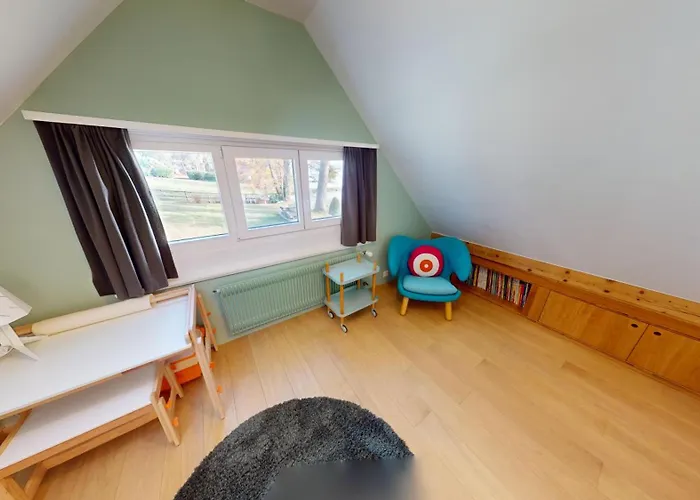 Peaceful Lakefront Living, Your Retreat! Lr23b