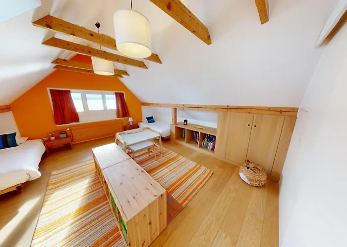 Ferienhaus Peaceful Lakefront Living, Your Retreat! Lr23b *