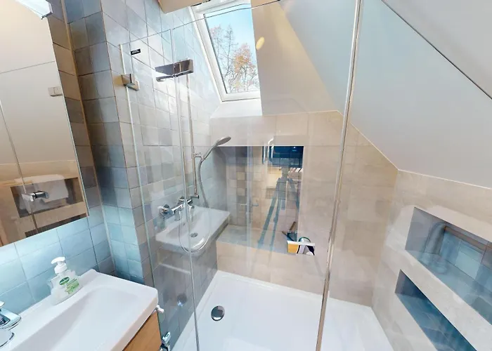 Peaceful Lakefront Living, Your Retreat! Lr23b Ferienhaus Buchillon