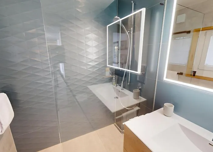 Peaceful Lakefront Living, Your Retreat! Lr23b * Buchillon